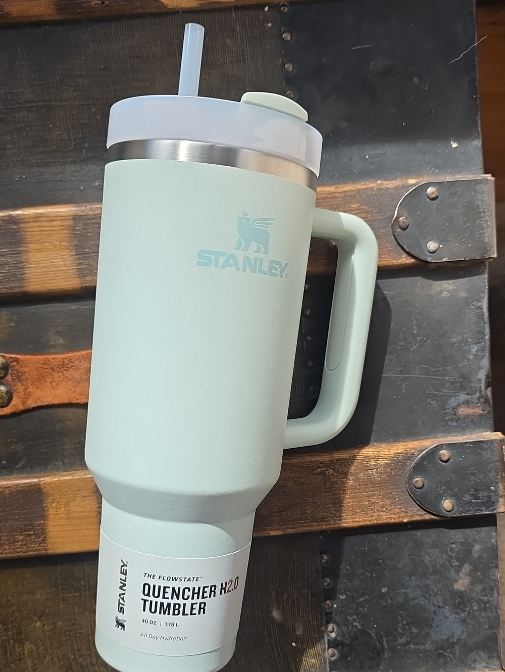 Stanley Quencher H2.0 FlowState 40 oz Tumbler NWT Soft Green